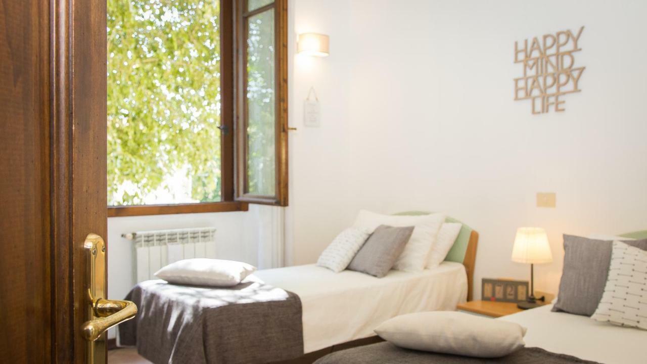 Rental In Rome - Santa Maria Novella Palace Florenz Exterior foto